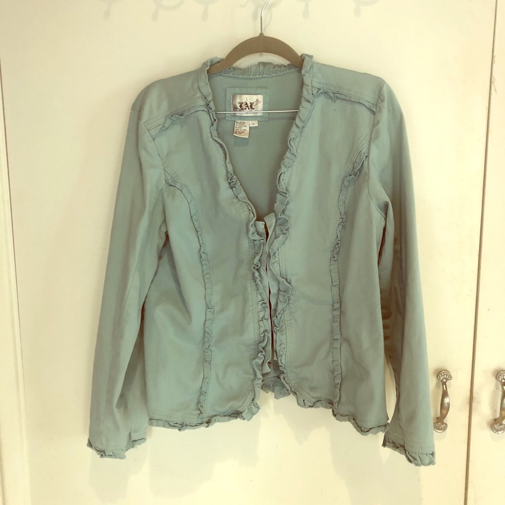 🦋Shabby chic ruffle jacket!🦋